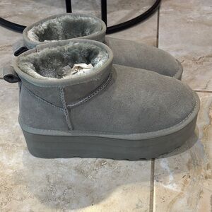 Cozy Gray Platform Suede Boots